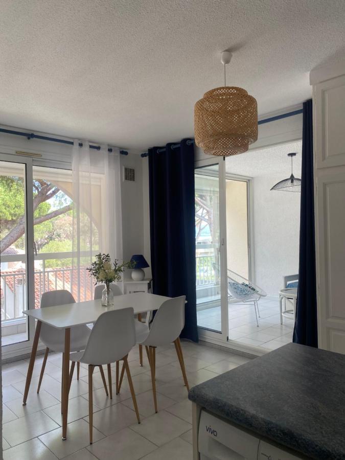 Superbe Appartement Cosy Vue Mer Pieds Dans L'Eau 카발레르쉬르메르 외부 사진