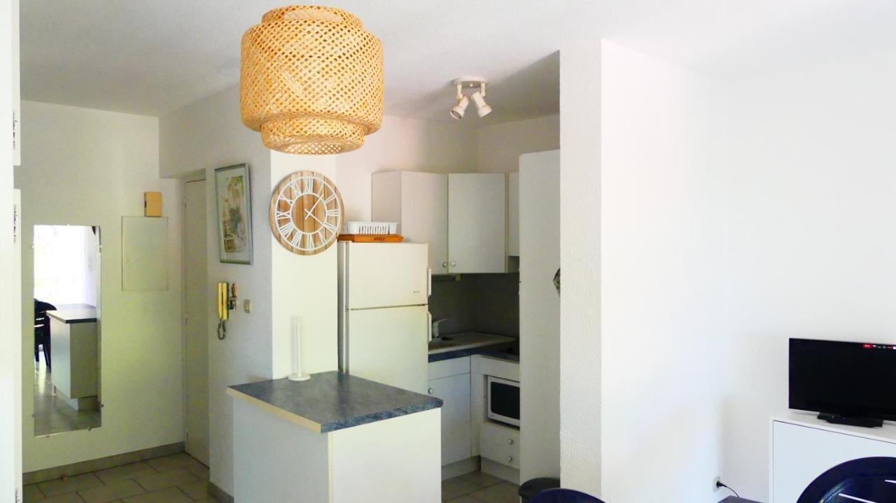Superbe Appartement Cosy Vue Mer Pieds Dans L'Eau 카발레르쉬르메르 외부 사진